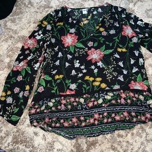 Old Navy size small blouse
